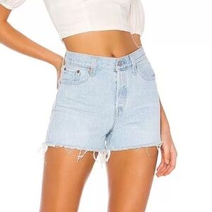 Levi’s Jean high rise Wedgie Short in Awesome Street size 27. New with tags
